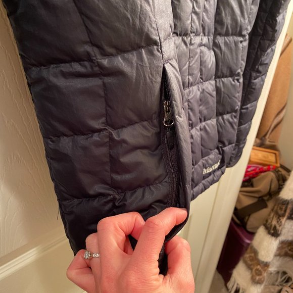 SOLD- Marmot Black Puffer 600-Fill Womens - Picture 7 of 10
